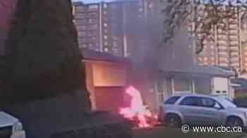 Toronto fire chief sounds alarm over rise in e-bike fires after video shows one erupting