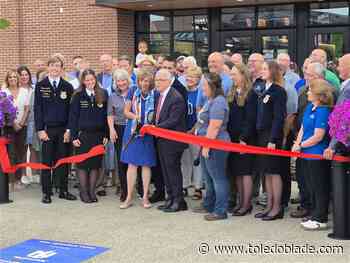 DeWines cut ribbon on new Ohio Agriculture Center