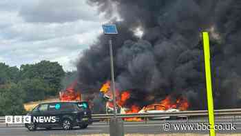 Vehicles on fire cause significant damage to A1