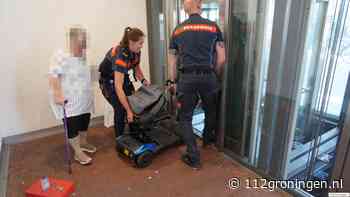 Twee personen half uur vast in lift