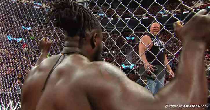 Brock Lesnar Breaks Character After Paul Heyman’s Mic Malfunctions on WWE RAW