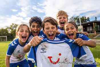TUI vergibt Trikotsets an Jugendfußballteams – nur über Reisebüros