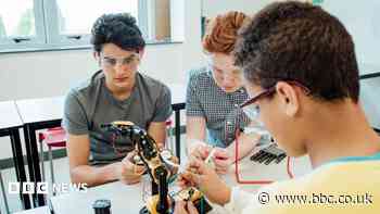 Burnham says pupils in England need clearer pathway into work