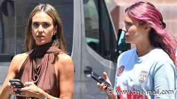Jessica Alba is joined by pink-haired daughter Honor, 18, as she's seen for first time on 13 Going On 30 set