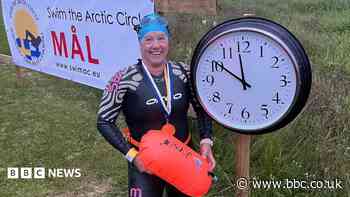 Swimmer with fish phobia completes arctic challenge