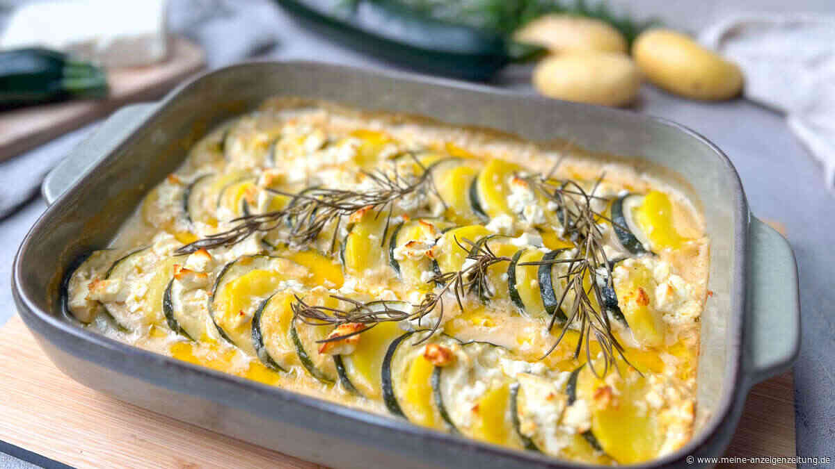 Kartoffel-Zucchini-Auflauf mit Feta: goldbraun gebacken und herrlich würzig