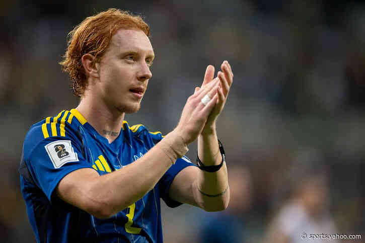 Gladbach face immediate setback: Yukhym Konoplya suffers knee injury on debut