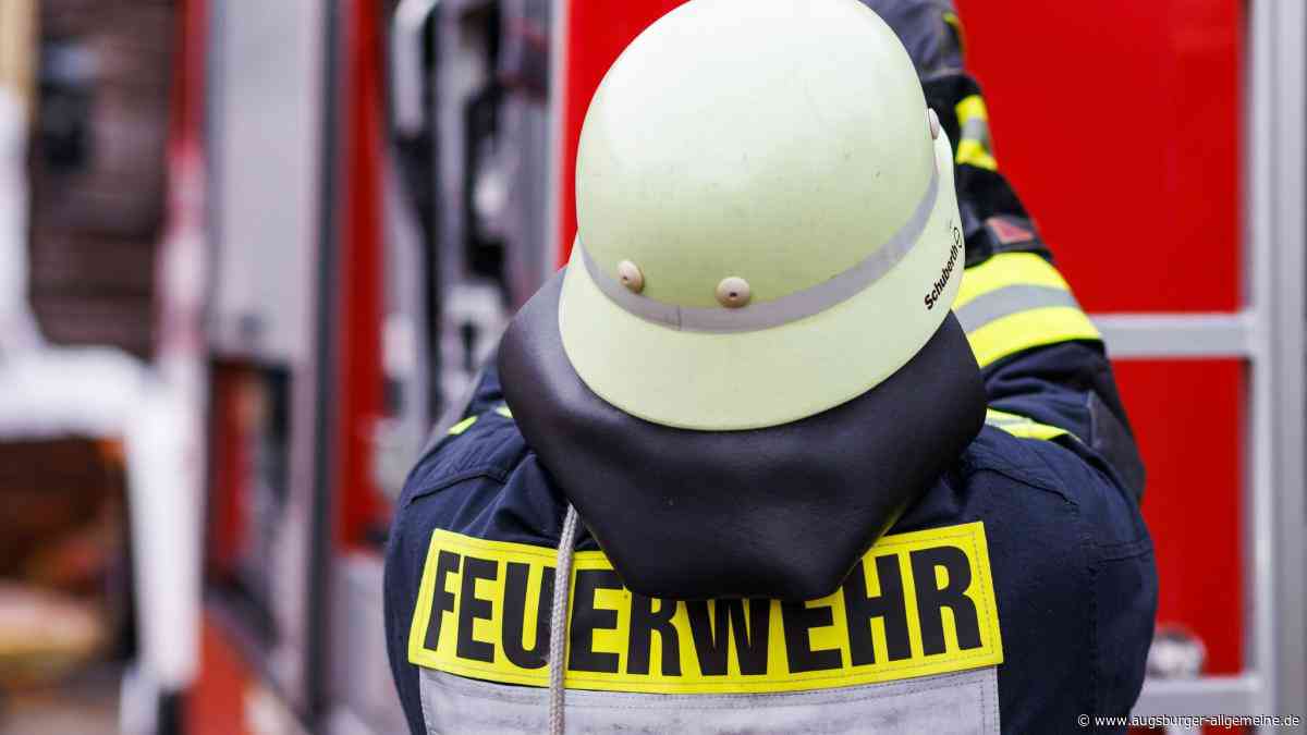 Vergessener Topf führt zu Feuerwehreinsatz: Küche wird durch Brand komplett zerstört
