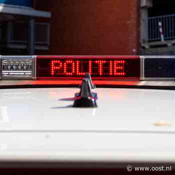 Vlucht voor politie loopt volledig uit de hand: bestuurder rijdt in op agent