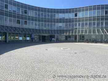 Vorwurf des Arbeitszeitbetrugs unbegründet: Uniklinikum Regensburg muss Spitzenmedizinerin weiter beschäftigen