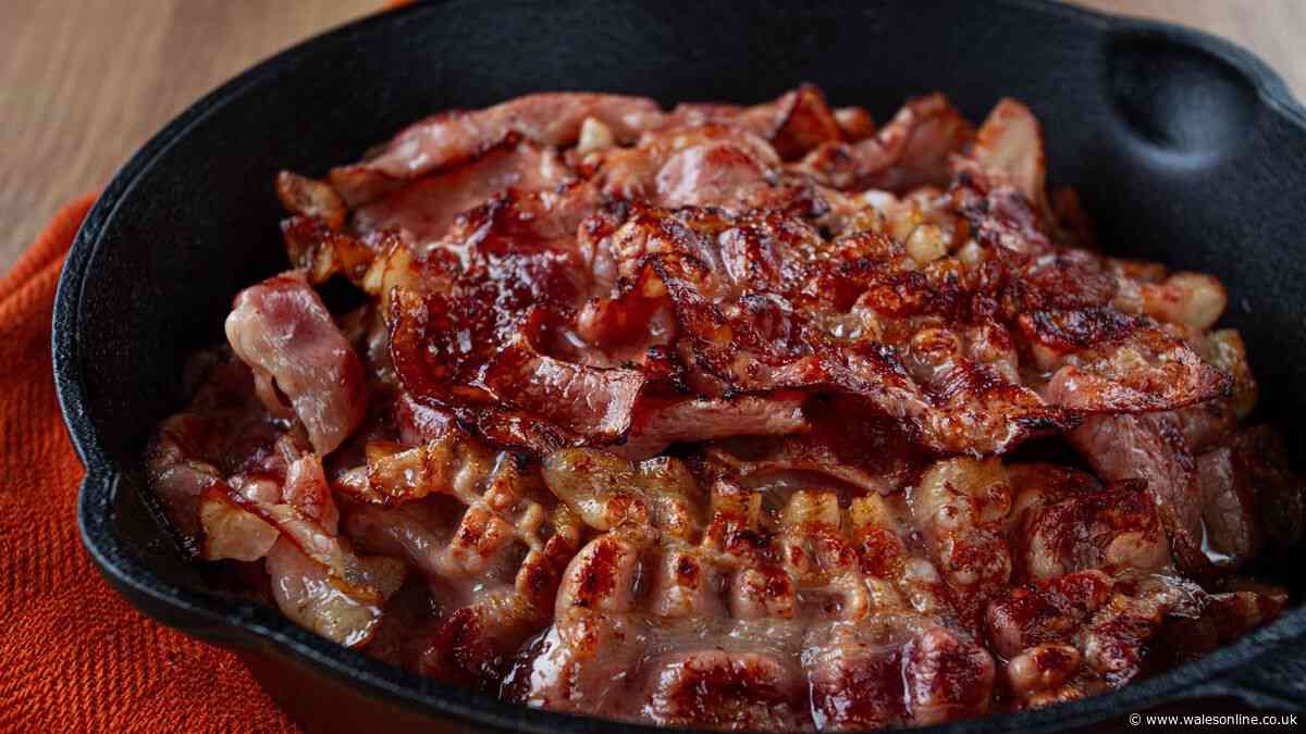 Get perfect crispy bacon every time using a chef's method