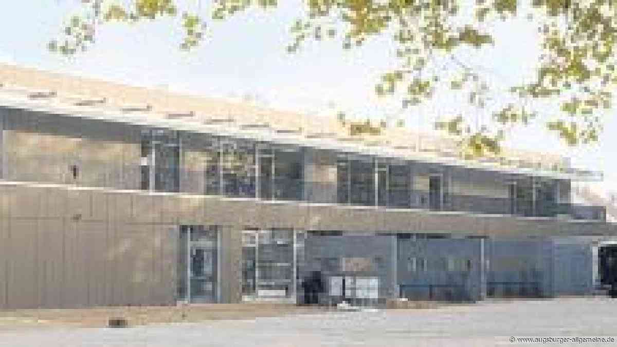 „Systematisch Fehler gemacht“: Bei der Augsburger Westpark-Schule muss die Fassade erneuert werden
