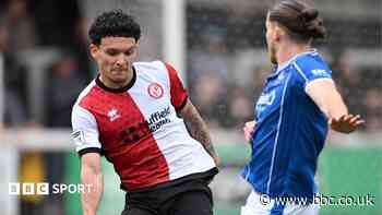 Fylde sign ex-Woking full-back Drewe