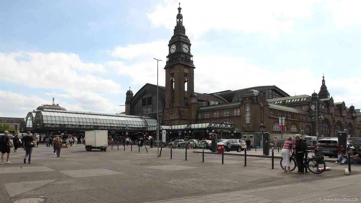Streit am Hauptbahnhof eskaliert: Dann sticht einer mit Scherben und Messer zu