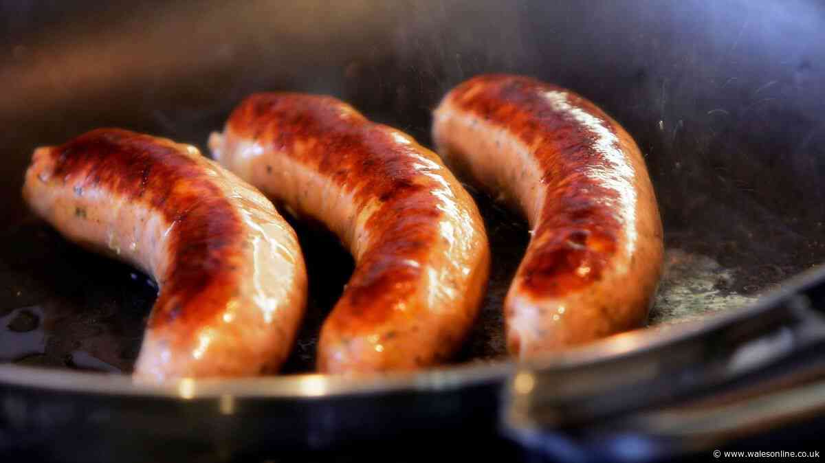 Sausages will have 'more flavour' by doing simple step Gordon Ramsay swears by