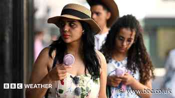 Fourth heatwave grips parts of UK with 35C forecast