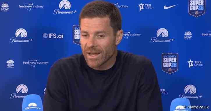 Chelsea boss Xabi Alonso responds to Danny Welbeck and Jordan Henderson transfer links