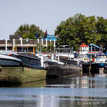 Deventer sluit haven door lage waterstand: schepen moeten vrijdag weg zijn