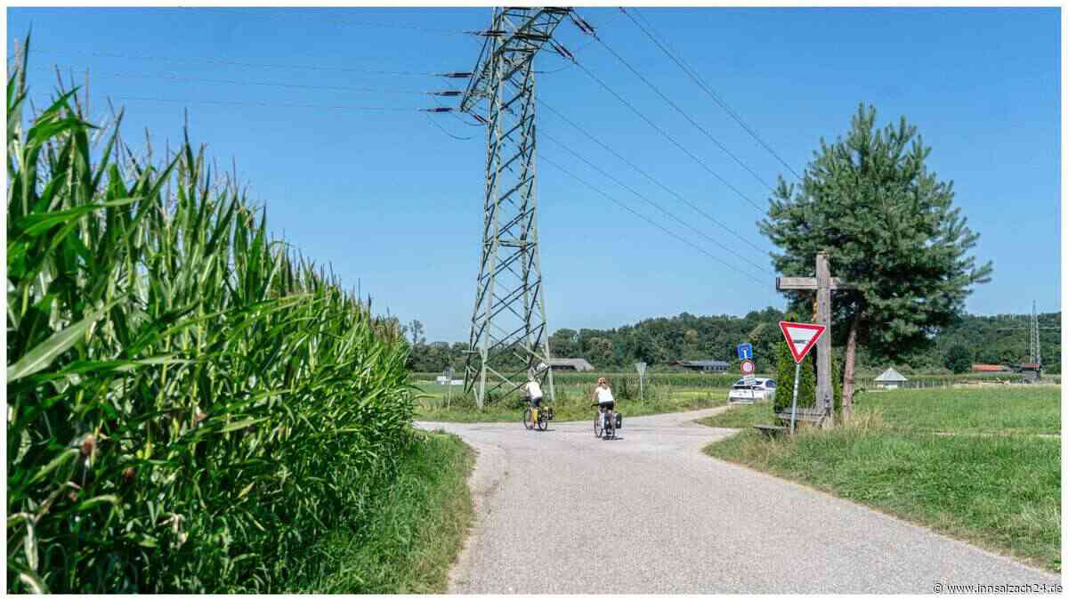 Nach schwerem Unfall in Rohrdorf: Rennradfahrer (22) aus Tirol kämpft um sein Leben