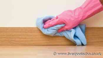 Adding three common ingredients to water spray ensures you have dust-free home