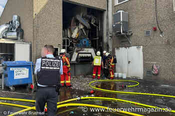 Vier Verletzte bei Maschinenbrand
