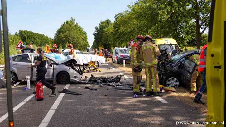 Ravage op N612 na ernstig ongeluk, drie zwaargewonden na enorme klap