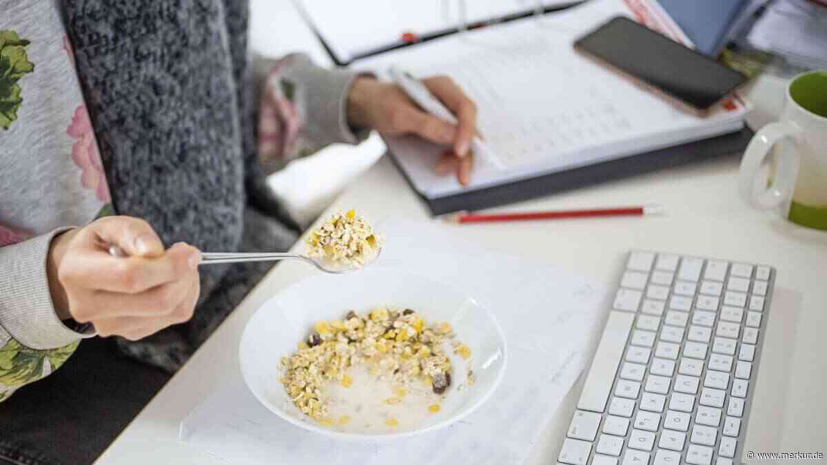 Rückruf von beliebter Müsli-Zutat: Wer Produkt dennoch verzehrt, riskiert üble Folgen
