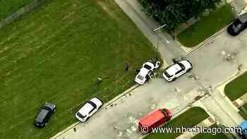 Vehicle leads police on chase, travels through McDonald's drive-through with kids inside
