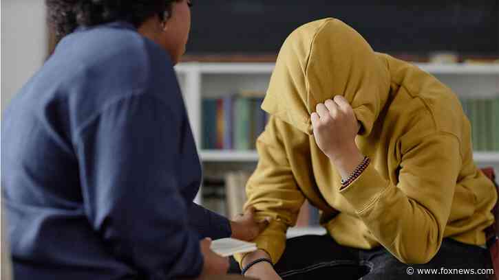 Kansas teacher says she'll continue using students' preferred pronouns as district faces federal investigation