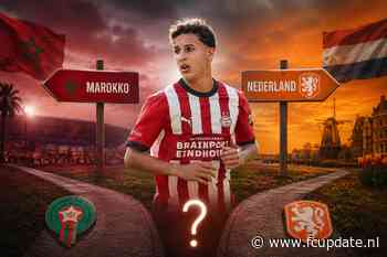 KNVB moet haast maken: Amir Bouhamdi (17) maakt enorme indruk bij PSV