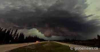 Severe thunderstorms and tornadoes possible across Alberta, in Edmonton region Tuesday