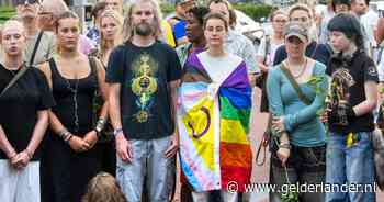 Tranen, maar ook gejuich bij herdenking van Pride-aanslag in Berlijn: ‘Wij gaan niet meer terug de kast in’