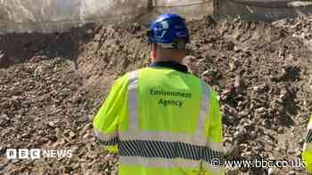Waste site told to stop work due to dangerous dust