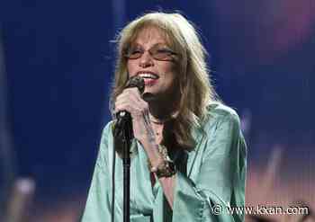 Carly Simon reveals Parkinson's diagnosis: 'It can be unpredictable'