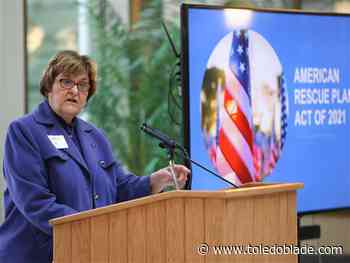 Wood County commissioner withdraws from race