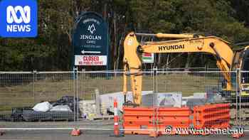'Dead quiet' shops struggle after bridge's failure closes highway