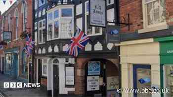 Cafe plans for former clock repair shop approved
