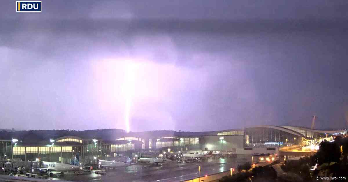 Tech issues, storms wreak havoc for travelers coming in and out of RDU