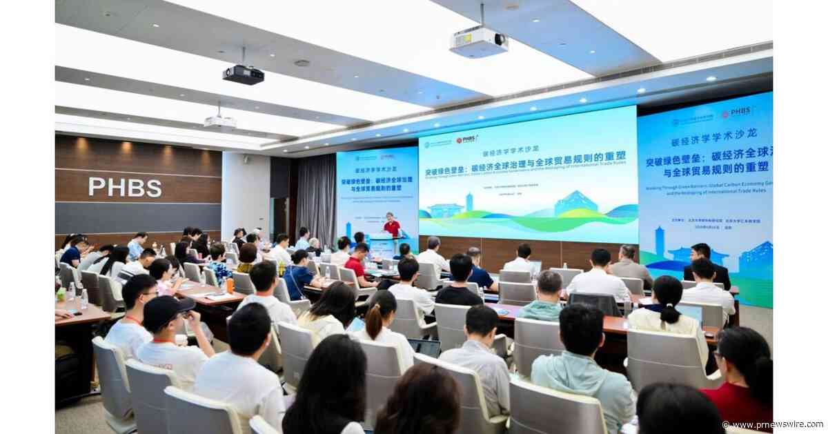 Carbon Economics Salon celebrado en PHBS en Shenzhen