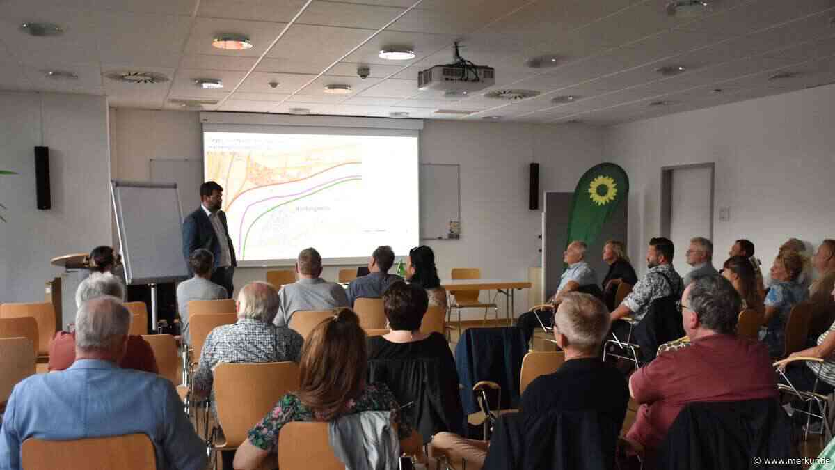 Neue Lärmschutzzonen am Flughafen München: Grünen-MdL Johannes Becher vermutet perfiden Plan