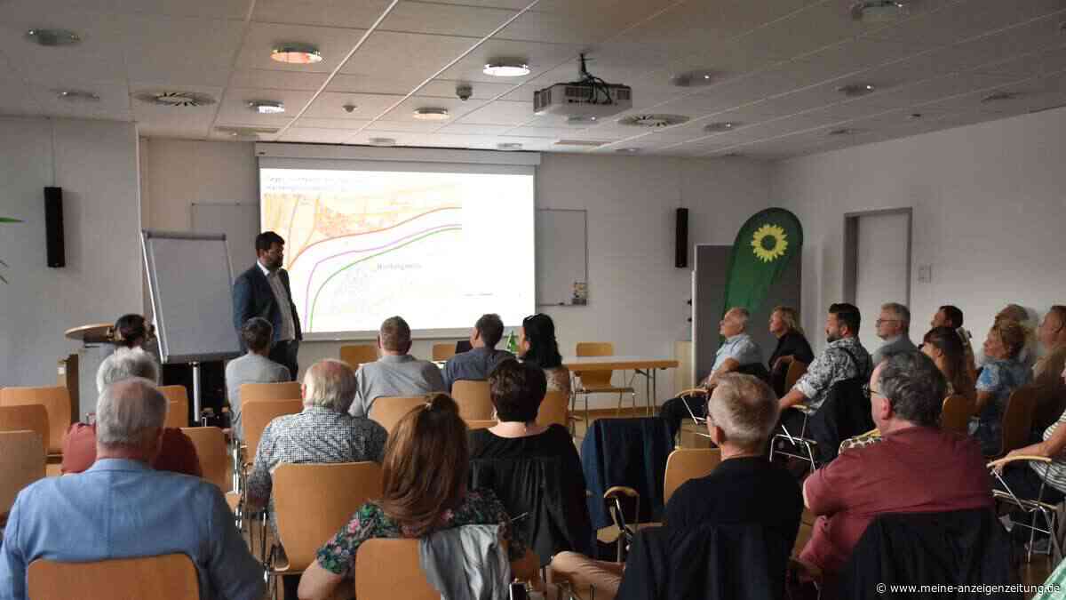 Neue Lärmschutzzonen am Flughafen München: Grünen-MdL Johannes Becher vermutet perfiden Plan