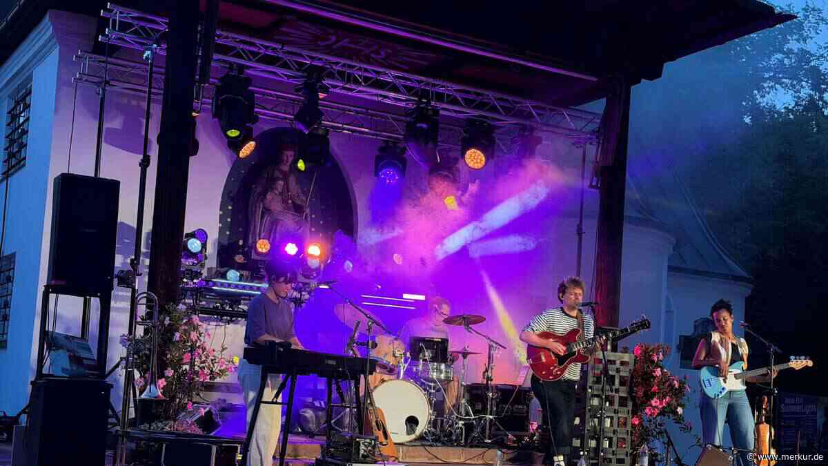 Luka Blau rockt Maria Eich
