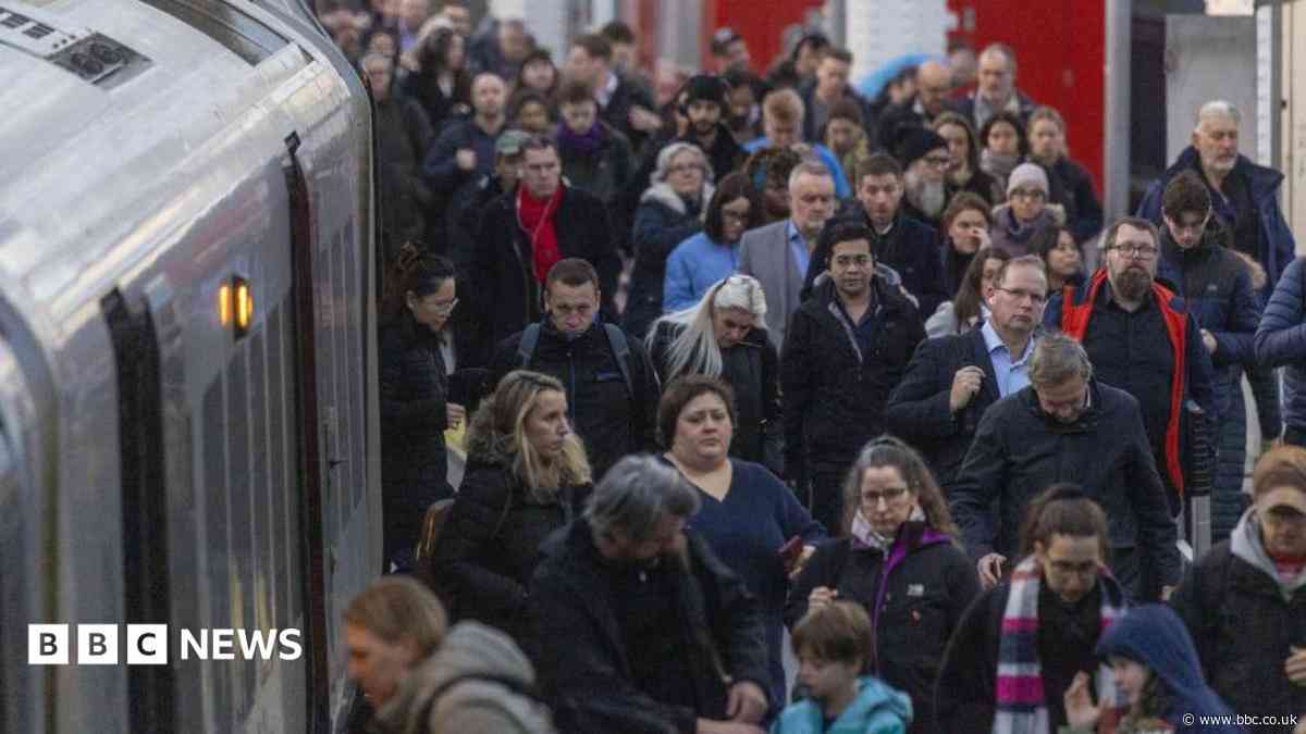 The 10 most overcrowded commuter trains revealed