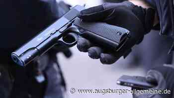 Softair-Schüsse aus Auto treffen Senioren und Familie – die Gefahr der falschen Waffen