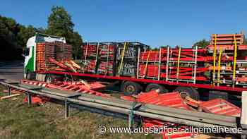 Lkw verliert Ladung: B30-Auffahrt nach Unfall im Ulmer Donautal gesperrt