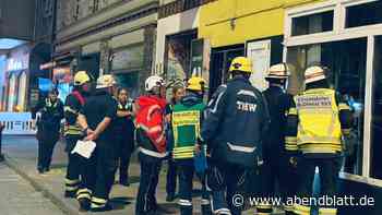 Plötzlich Wasser an einsturzgefährdetem Haus in Altona: Feuerwehr rückt erneut aus