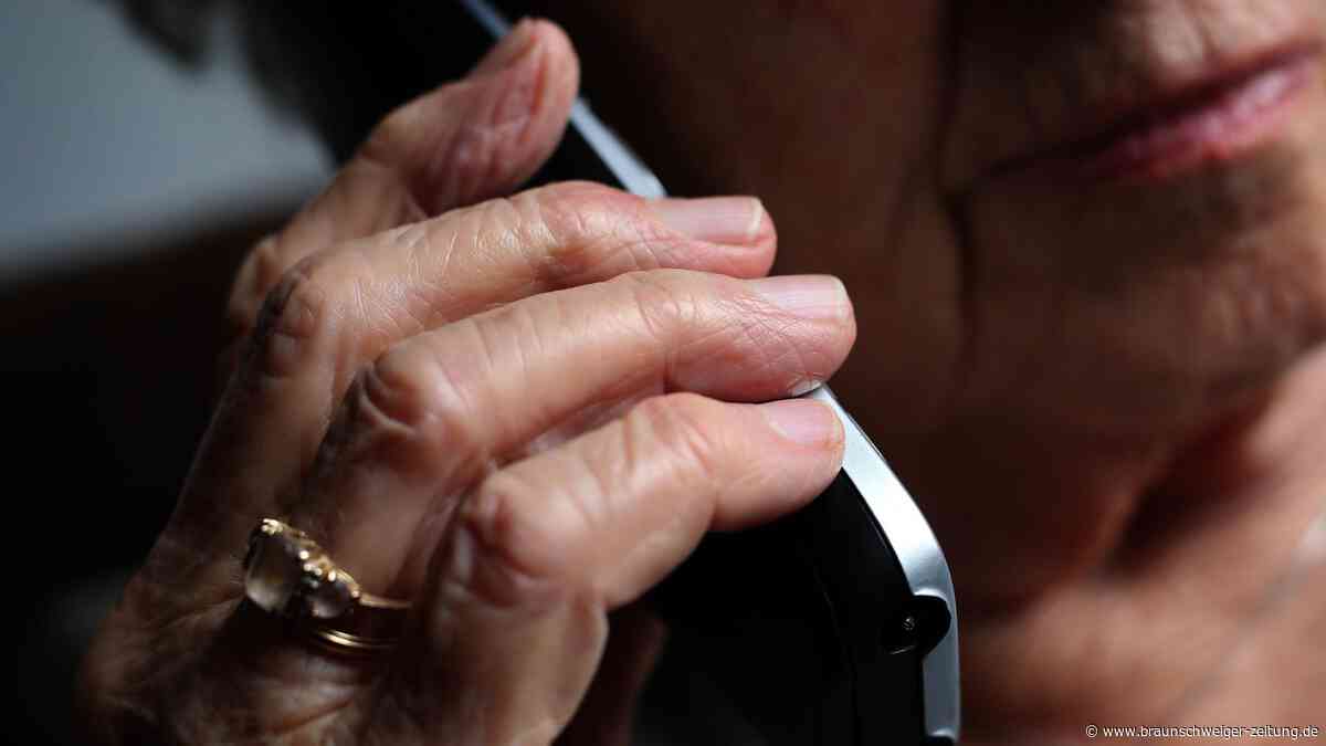 Trickbetrüger erbeuten fünfstellige Summe von 83-Jähriger in Braunschweig