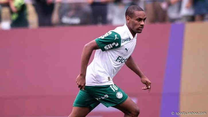 Barcelona, Manchester United continue to track 16-year-old Brazilian wonderkid – report