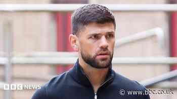 Former boxing world champion denies assaulting man, court hears