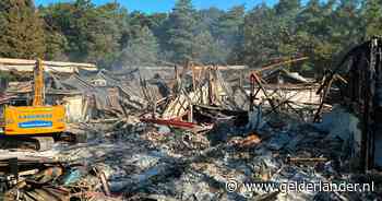 LIVE Brand Beekbergen | Minderjarige bewoner aangehouden • Andere bewoner zwaargewond